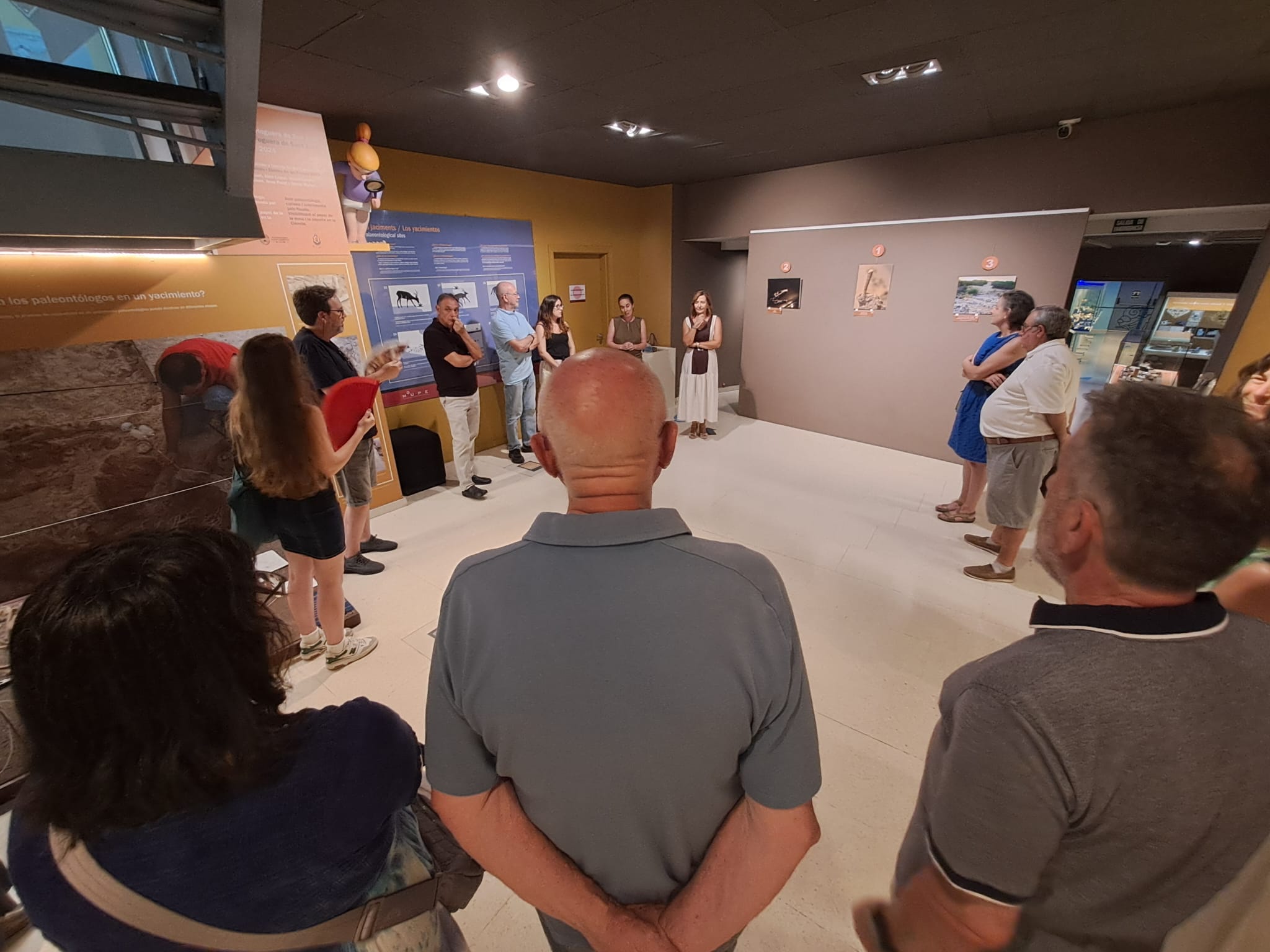 El MUPE inaugura la exposición «Capturando el pasado» y entrega sus premios